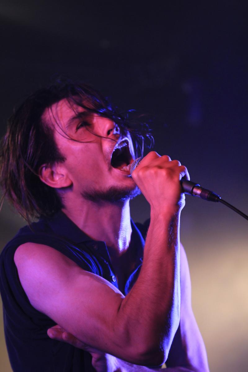 Dahnu Graham (Beach Pigs) - (Opening for) Artisan Guns - Bacco Room - Aug 2012