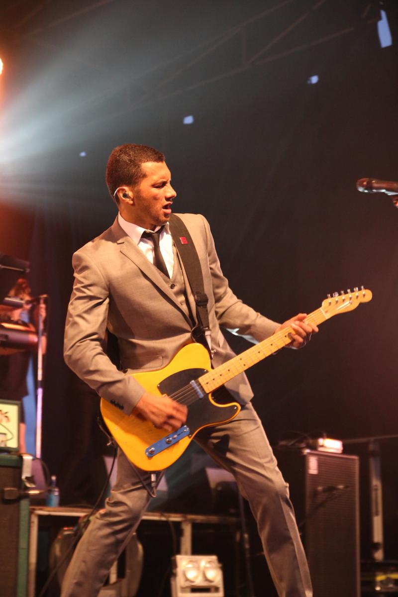 Jason Kerrison from Opshop - More FM Summer Vineyard Tour - Feb 2013