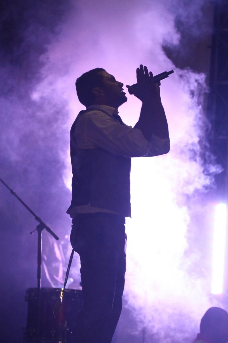 Jason Kerrison from Opshop - More FM Summer Vineyard Tour - Feb 2013