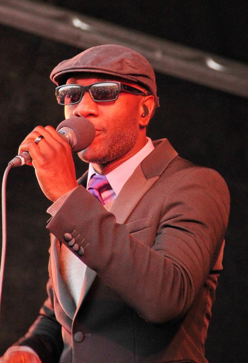 Aloe Blacc - More FM Summer Vineyard Tour - Martinborough - Feb 2012