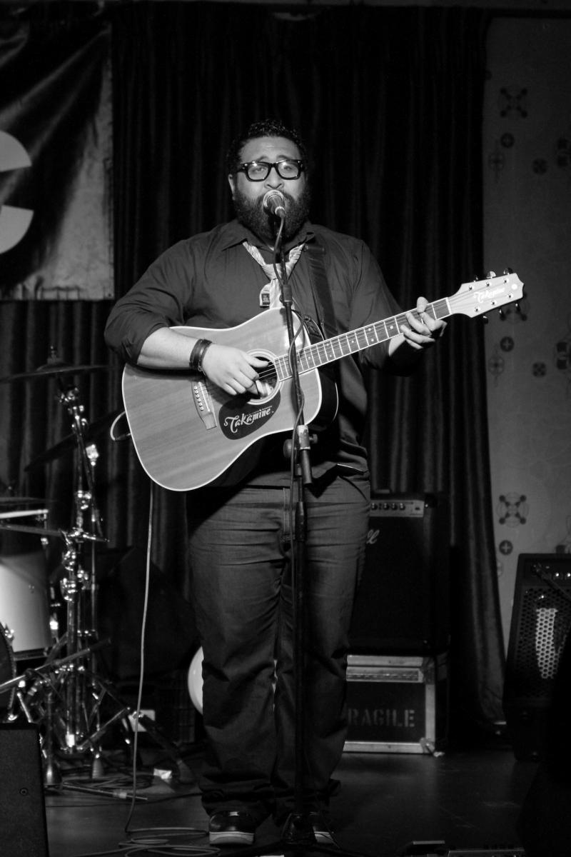 Willie Tagaloa - (opening for) Melic - Juice Bar - Jun 2012