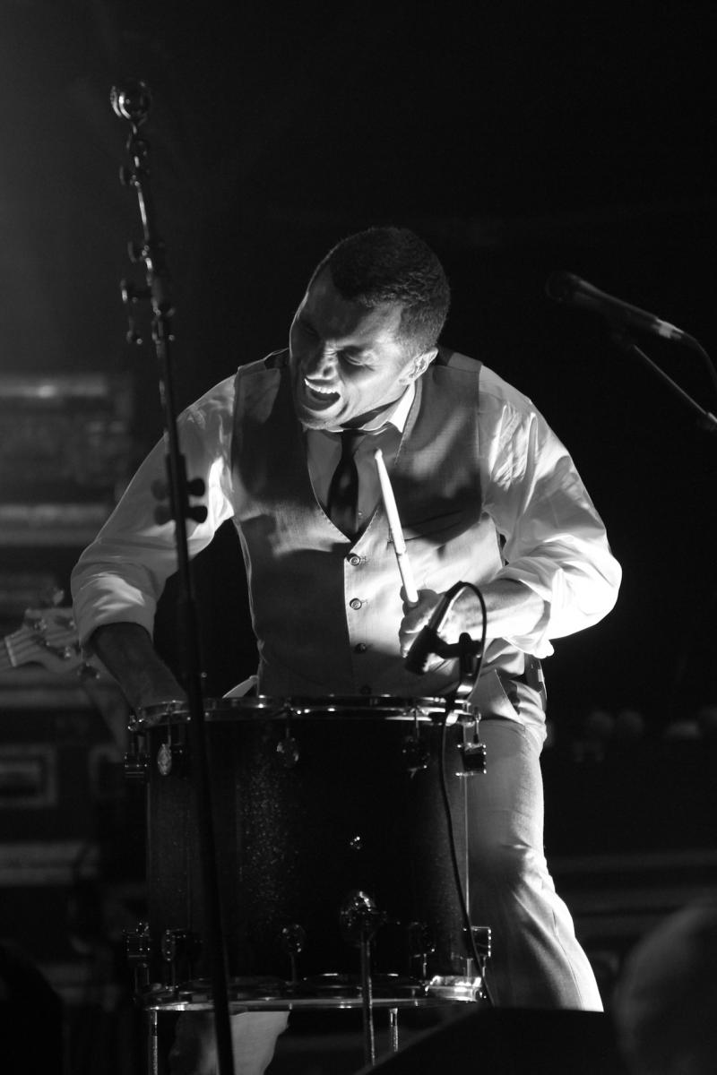 Jason Kerrison from Opshop - More FM Summer Vineyard Tour - Feb 2013