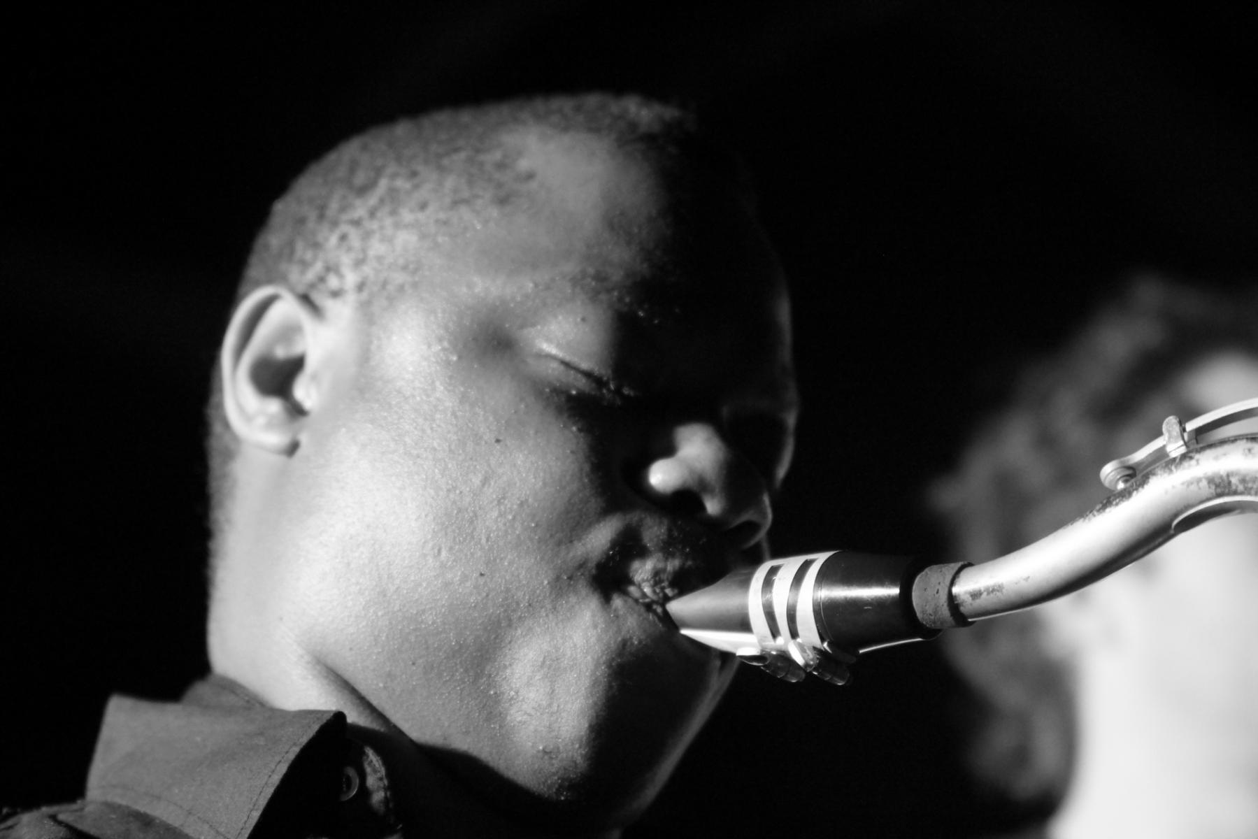 Thabani Gapara - Batucada Sound Machine - Sale Street - Jun 2012