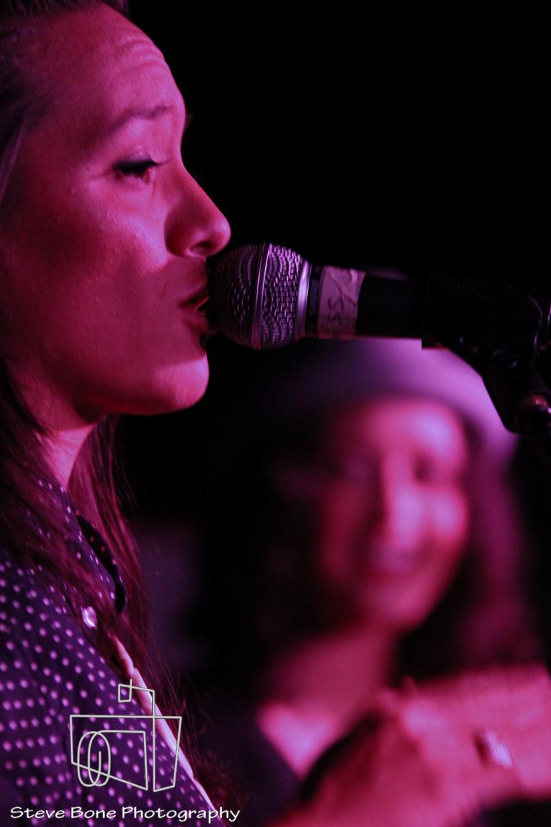 Jess Harlen + Camilla Charlesworth - Acoustic Tour - Juice Bar - 18th April 2013